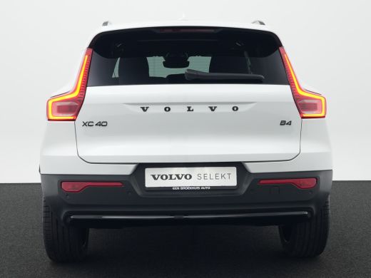 Volvo  XC40 B4 Plus Black Edition | 360&deg; Camera | Nubuck | Panoramadak | Harman/Kardon | 20" | Trekhaak | Ada... ActivLease financial lease