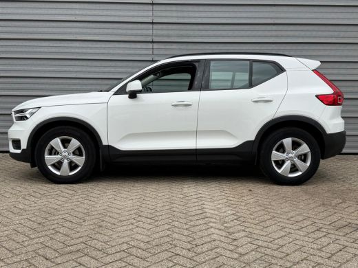 Volvo  XC40 T2 129PK Automaat Momentum Core | Climate Pack | Park Assist Pack ActivLease financial lease