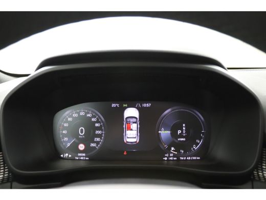 Volvo  XC40 T4 Recharge R-Design | Trekhaak | Panoramadak | SoH 86% | BLIS | 360 Camera | Adaptive Cruise | H... ActivLease financial lease