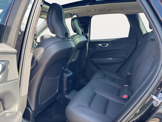 Volvo  XC60 2.0 T6 Plug-in hybrid AWD Core Bright | Stuur-Stoel-en Achterbankverwarming | 20' Velgen | Cruise... ActivLease financial lease