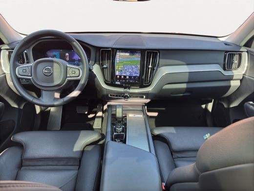 Volvo  XC60 2.0 T6 Plug-in hybrid AWD Core Bright | Stuur-Stoel-en Achterbankverwarming | 20' Velgen | Cruise... ActivLease financial lease