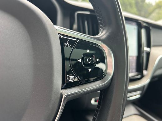 Volvo  XC60 2.0 T6 Plug-in hybrid AWD Inscription | Long Range! | SoH 100% | HUD | Harman/Kardon | 360 Camera | ActivLease financial lease
