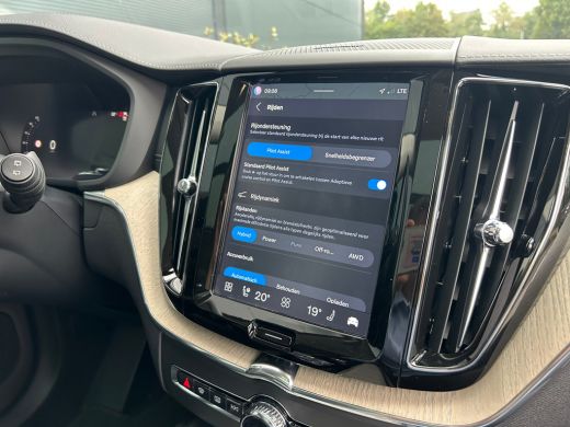Volvo  XC60 2.0 T6 Plug-in hybrid AWD Inscription | Long Range! | SoH 100% | HUD | Harman/Kardon | 360 Camera | ActivLease financial lease