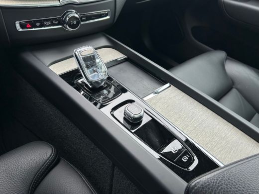 Volvo  XC60 2.0 T6 Plug-in hybrid AWD Inscription | Long Range! | SoH 100% | HUD | Harman/Kardon | 360 Camera | ActivLease financial lease