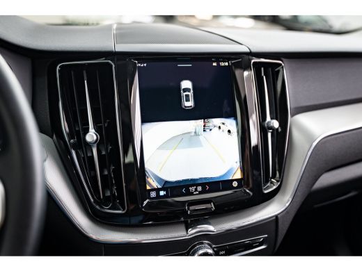 Volvo  XC60 T6 350PK Plus Bright | Elek Achterklep | Cruise Control | Panoramadak | Memory ActivLease financial lease