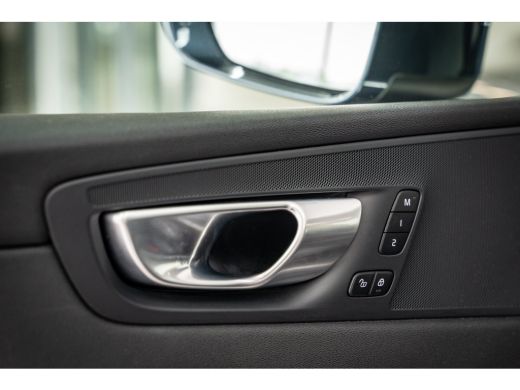 Volvo  XC60 T6 350PK Plus Bright | Elek Achterklep | Cruise Control | Panoramadak | Memory ActivLease financial lease