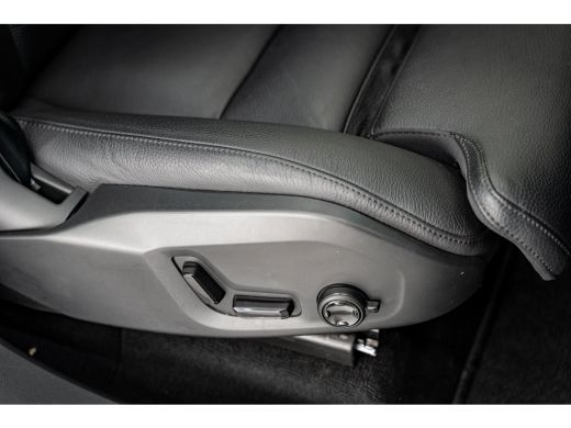 Volvo  XC60 T6 350PK Plus Bright | Elek Achterklep | Cruise Control | Panoramadak | Memory ActivLease financial lease