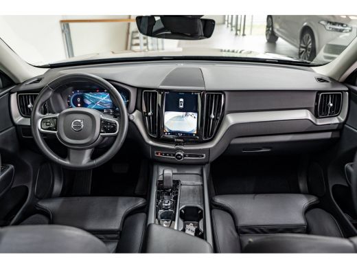 Volvo  XC60 T6 350PK Plus Bright | Elek Achterklep | Cruise Control | Panoramadak | Memory ActivLease financial lease