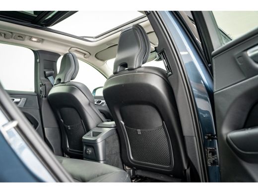 Volvo  XC60 T6 350PK Plus Bright | Elek Achterklep | Cruise Control | Panoramadak | Memory ActivLease financial lease