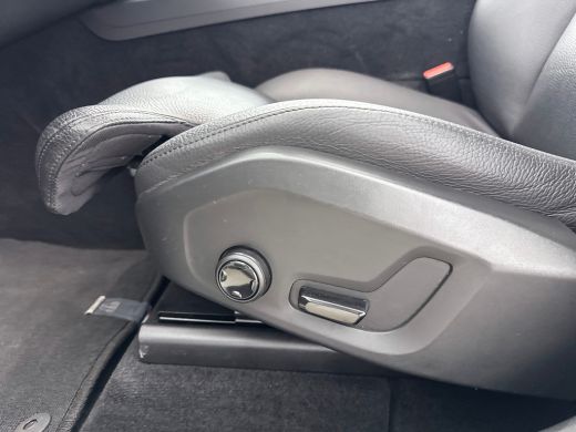 Volvo  XC60 T6 Recharge Inscription Expression | LONG RANGE | 18" | Panoramadak | Trekhaak | Leder | Stoel/St... ActivLease financial lease