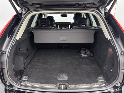 Volvo  XC60 T6 Recharge Inscription Expression | LONG RANGE | 18" | Panoramadak | Trekhaak | Leder | Stoel/St... ActivLease financial lease