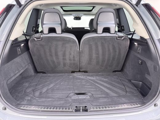 Volvo  XC90 2.0 T8 Plug-in hybrid AWD Plus Dark VAN:69.900,- VOOR:67.877,- UW HERFSTVOORDEEL:2.023,- ACC | AP... ActivLease financial lease