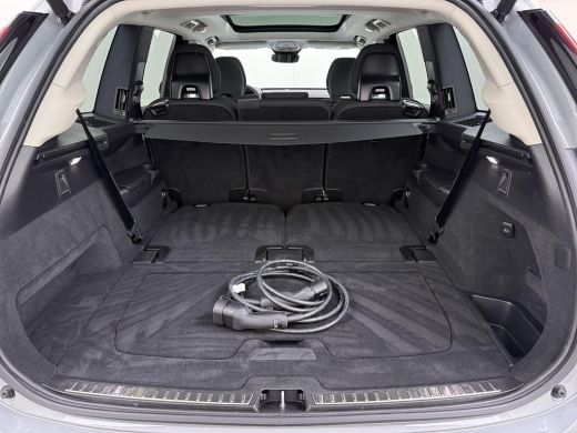 Volvo  XC90 2.0 T8 Plug-in hybrid AWD Plus Dark VAN:69.900,- VOOR:67.877,- UW HERFSTVOORDEEL:2.023,- ACC | AP... ActivLease financial lease