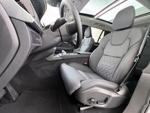 Volvo  XC90 2.0 T8 Plug-in hybrid AWD Plus Dark VAN:69.900,- VOOR:67.877,- UW HERFSTVOORDEEL:2.023,- ACC | AP... ActivLease financial lease