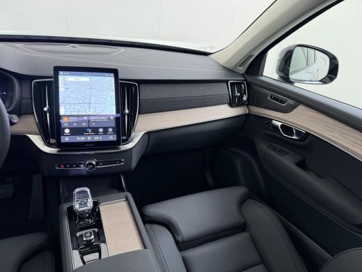 Volvo  XC90 2.0 T8 Plug-in hybrid AWD Plus Dark VAN:69.900,- VOOR:67.877,- UW HERFSTVOORDEEL:2.023,- ACC | AP... ActivLease financial lease