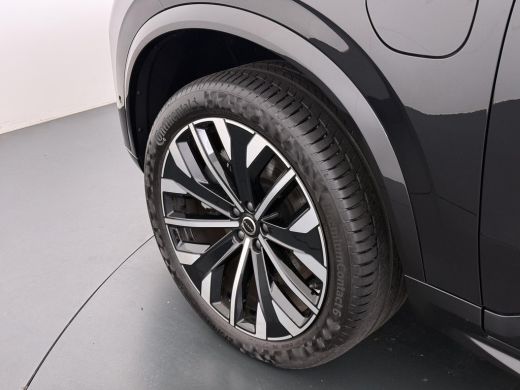 Volvo  XC90 2.0 T8 Plug-in hybrid AWD Ultra Dark VAN:77.900,- VOOR:71.877,- UW HERFSTVOORDEEL:6.023,-BOWERS &... ActivLease financial lease