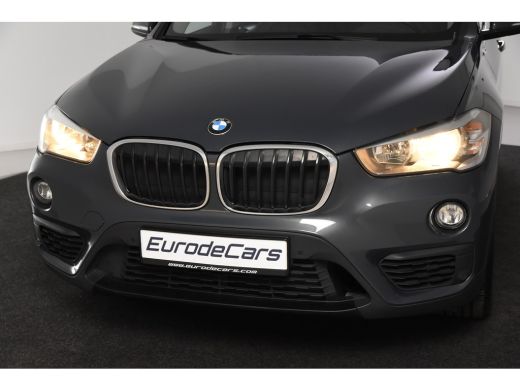 BMW X1 sDrive18i *1ste Eigenaar*Leer*Navigatie*Trekhaak*Carplay* ActivLease financial lease