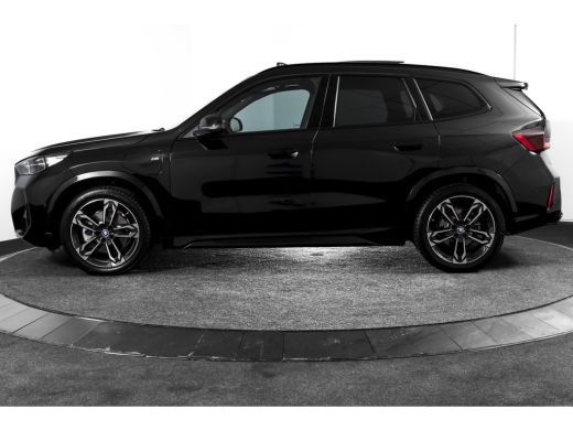 BMW X1 xDrive25e 245 PK M-Sport | Premium Pack | S/K-Panodak | Elek. Trekhaak | Dig. Cockpit | Cruise | ... ActivLease financial lease