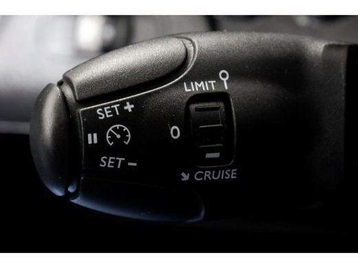 Citroën Berlingo 1.2 PureTech 110pk Benzine Automaat Airco/Navi/3Pers. 06-2020 ActivLease financial lease