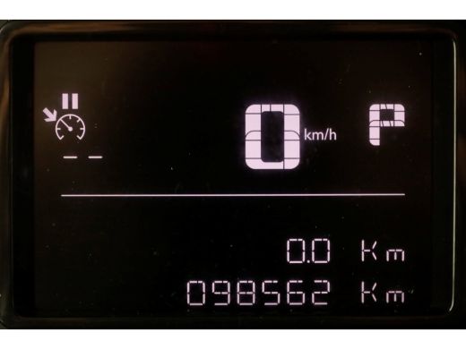 Citroën Berlingo 1.2 PureTech 110pk Benzine Automaat Airco/Navi/3Pers. 06-2020 ActivLease financial lease