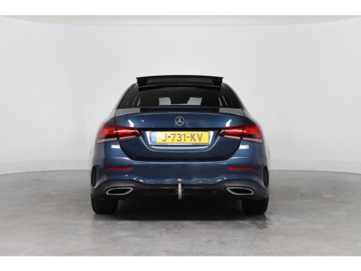 Mercedes-Benz A-Klasse 180 Business Solution AMG | Open Dak | Trekhaak | Sfeerverlichting | Sportstoelen | Camera | Clim... ActivLease financial lease