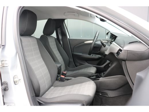 Opel Corsa-e e Edition | Parkeersensor achter | Cruise control | Navi by App | SOH 100% |  Airco | Stuur verwa... ActivLease financial lease