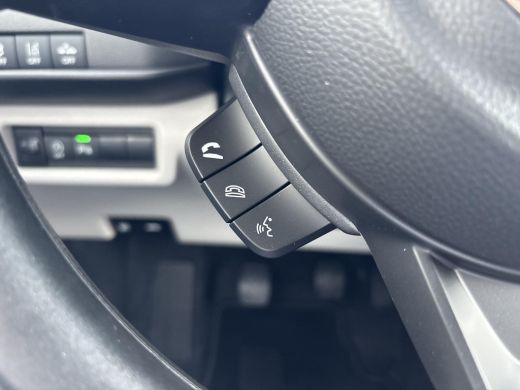 Suzuki Swift 1.2 Comfort Smart Hybrid | Nieuw | Direct uit voorraad leverbaar |  Navigatiesysteem | Adaptieve ... ActivLease financial lease