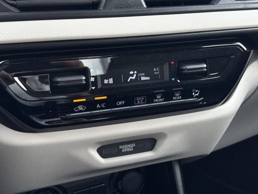 Suzuki Swift 1.2 Comfort Smart Hybrid | Nieuw | Direct uit voorraad leverbaar |  Navigatiesysteem | Adaptieve ... ActivLease financial lease