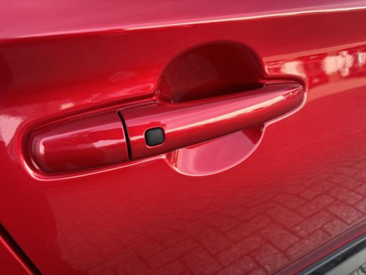 Suzuki Swift 1.2 Comfort Smart Hybrid | Nieuw | Direct uit voorraad leverbaar |  Navigatiesysteem | Adaptieve ... ActivLease financial lease