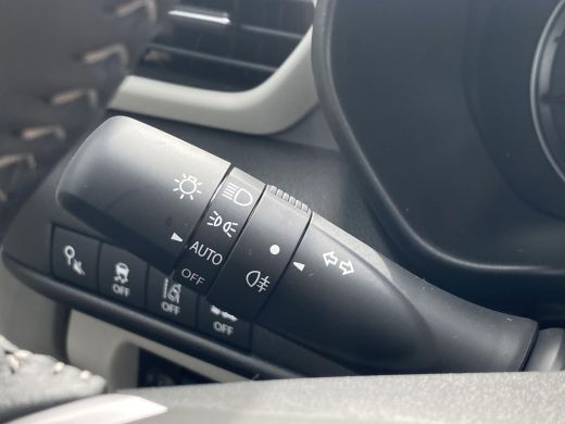 Suzuki Swift 1.2 Style Smart Hybrid | Nieuw | Direct uit voorraad leverbaar |  Navigatiesysteem | Adaptieve Cr... ActivLease financial lease