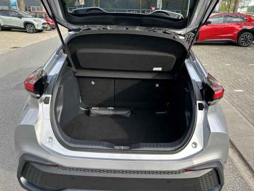 Toyota C-HR 1.8 Hybrid 140 Dynamic ActivLease financial lease