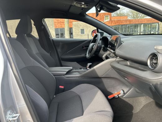 Toyota C-HR 1.8 Hybrid 140 Dynamic ActivLease financial lease