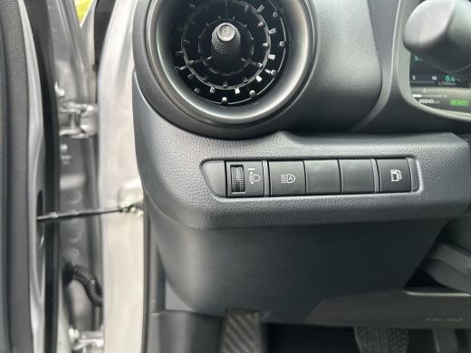 Toyota C-HR 1.8 Hybrid 140 Dynamic ActivLease financial lease