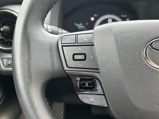 Toyota C-HR 1.8 Hybrid 140 Dynamic ActivLease financial lease