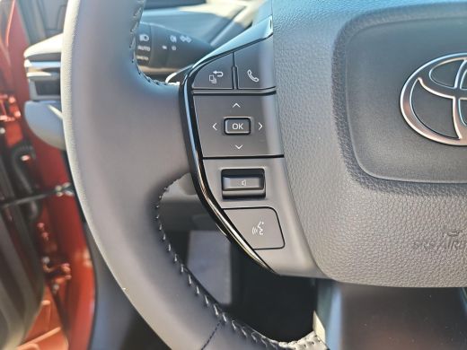 Toyota C-HR+ First Edition 77 kWh ActivLease financial lease