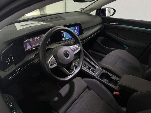 Volkswagen e-Golf 204PK E-HYBRIDE DSG STYLE ALCANTARA/NAVI/CARPLAY ActivLease financial lease