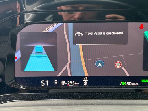 Volkswagen e-Golf 204PK E-HYBRIDE DSG STYLE ALCANTARA/NAVI/CARPLAY ActivLease financial lease