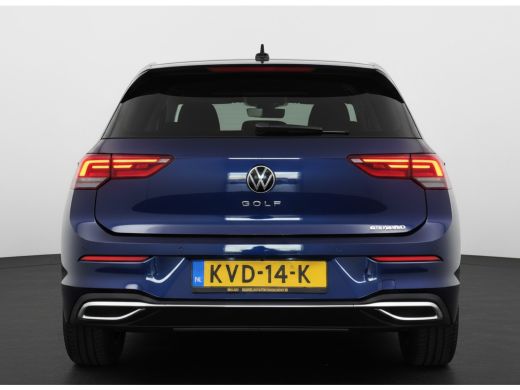 Volkswagen e-Golf 204PK E-HYBRIDE DSG STYLE ALCANTARA/NAVI/CARPLAY ActivLease financial lease