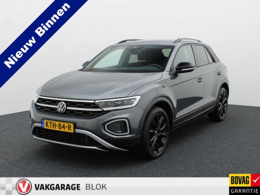 Volkswagen T-Roc 1.5 TSI Style | Trekhaak afnb. | Black Style | IQ light | Side Assist | Camera | Prijs Rijklaar !! ActivLease financial lease