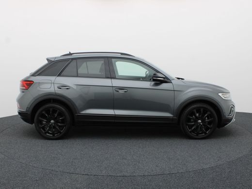 Volkswagen T-Roc 1.5 TSI Style | Trekhaak afnb. | Black Style | IQ light | Side Assist | Camera | Prijs Rijklaar !! ActivLease financial lease
