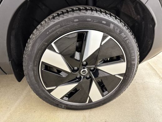 Volvo  XC40 Single Motor Core 69 kWh | 19" Allseason | Stoel/Stuurverwarming | Warmtepomp | Google Navigatie ... ActivLease financial lease