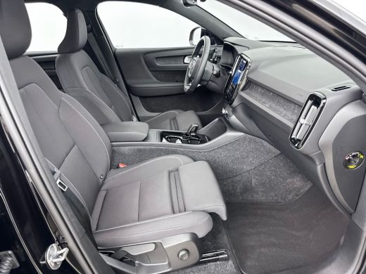 Volvo  XC40 Single Motor Core 69 kWh | 19" Allseason | Stoel/Stuurverwarming | Warmtepomp | Google Navigatie ... ActivLease financial lease