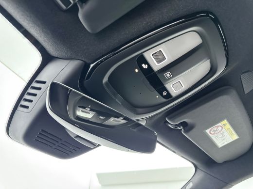 Volvo  XC40 Single Motor Core 69 kWh | 19" Allseason | Stoel/Stuurverwarming | Warmtepomp | Google Navigatie ... ActivLease financial lease