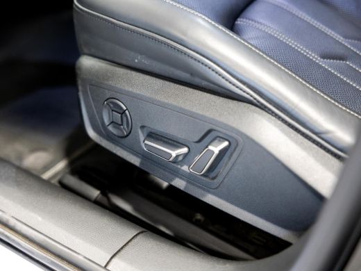 Audi A6 Avant 55 TFSI e quattro Pro Line S-Line Competition / 367pk / Panorama dak / Trekhaak / B&O / Ron... ActivLease financial lease