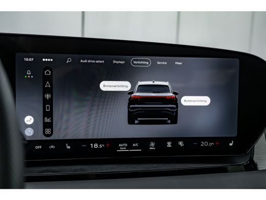 Audi Q6 e-tron S edition 83 kWh / 252 pk | Adaptive air suspension | Adaptive cruise control | Audi sound system ActivLease financial lease