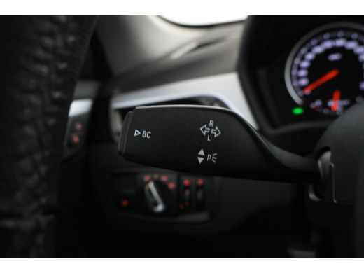 BMW X1 sDrive18d High Executive - Automaat, Panorama dak, Navigatie ActivLease financial lease