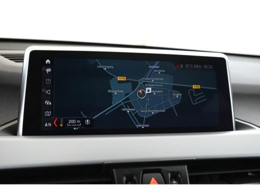BMW X1 sDrive18d High Executive - Automaat, Panorama dak, Navigatie ActivLease financial lease