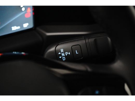 Ford E-Transit Custom 340 L2H1 71KWh 218 pk Limited | 3 Zits | Winterpack | 370km WLTP | 2300kg Trekgewicht ActivLease financial lease