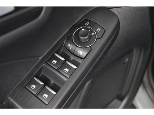 Ford Kuga 2.5 PHEV ST-Line | 1e Eigenaar! | SOH 98% | Dealer Onderhouden! | Trekhaak | Camera | Navi | Keyl... ActivLease financial lease