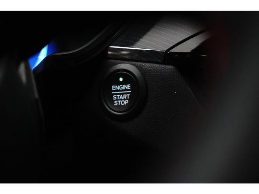 Ford Kuga Plug-In Hybrid ST-Line X 225pk | Panoramadak | Head-Up | Adaptive Cruise | Dodehoek Detectie ActivLease financial lease